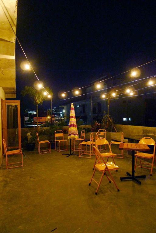 Pawon Cokelat Guesthouse Yogyakarta Exterior foto
