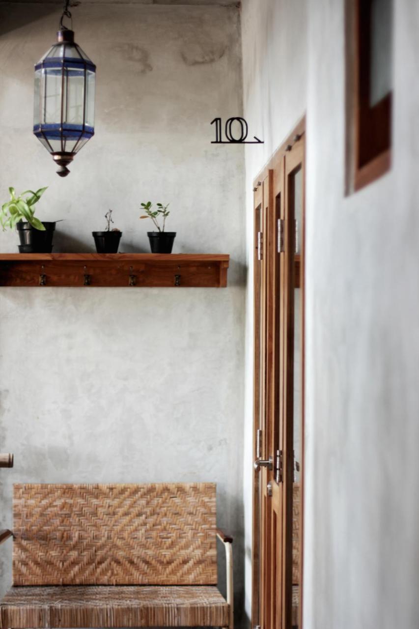 Pawon Cokelat Guesthouse Yogyakarta Exterior foto